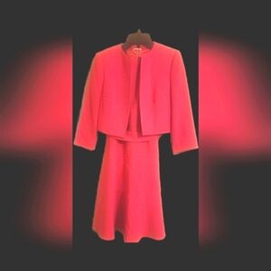 2 pcs dress and matching jacket .Anne klein size 0 pink color